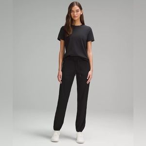 Lululemon Dance Studio Mid Rise Pant SHORT